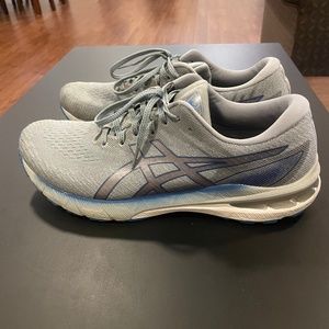 ASICS Running Shoes (GT-1000 11)